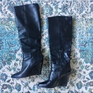 Wedge boots